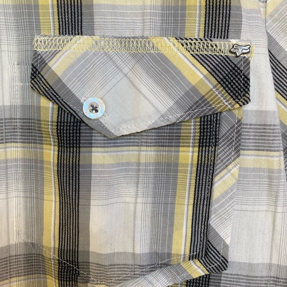 Fox Medium Button up Short Sleeve - Picture 3 of 9